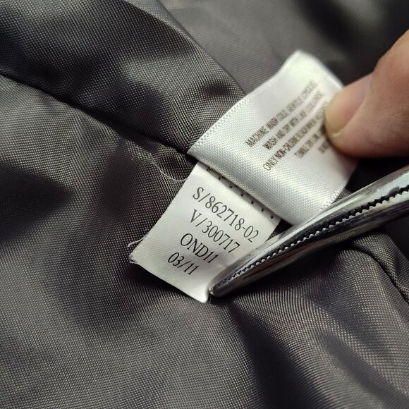 Old Navy Quilted Puffer Vest Sleeveless Small Full Zip Unisex Polyester V/300717 - Picture 5 of 8